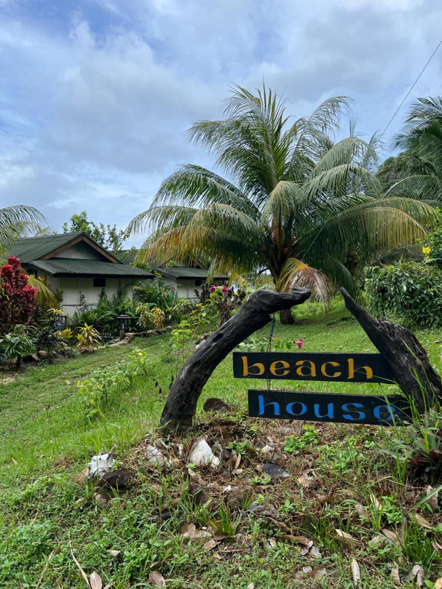 Beach House Kampung Genting Exteriér fotografie